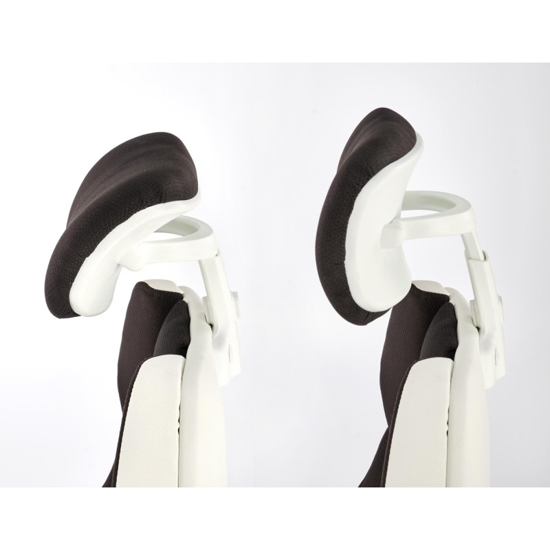 'CHRONO Office Chair in Black and White' 'CHRONO Office Chair in Black and White'