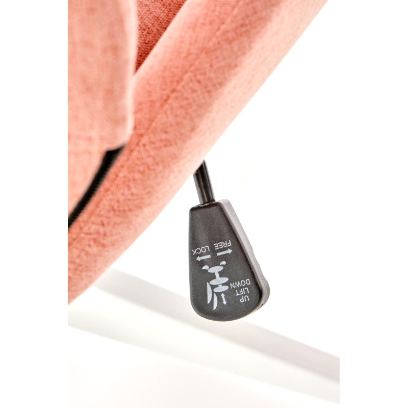 'FALCAO Pink Armchair' 'FALCAO Pink Armchair'