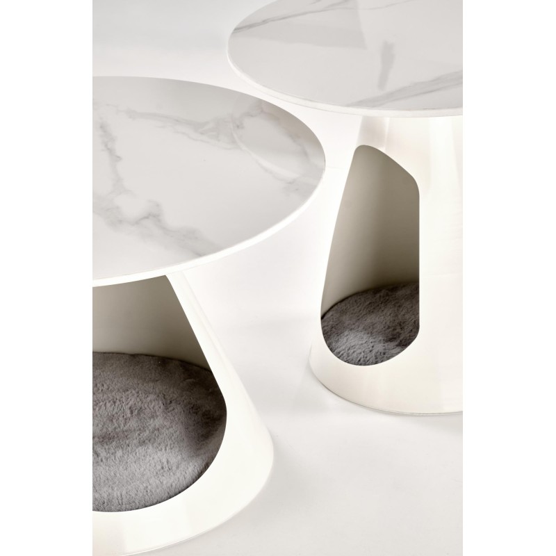 'OSARIO Set of 2 White Marble / White Benches' 'OSARIO Set of 2 White Marble / White Benches'