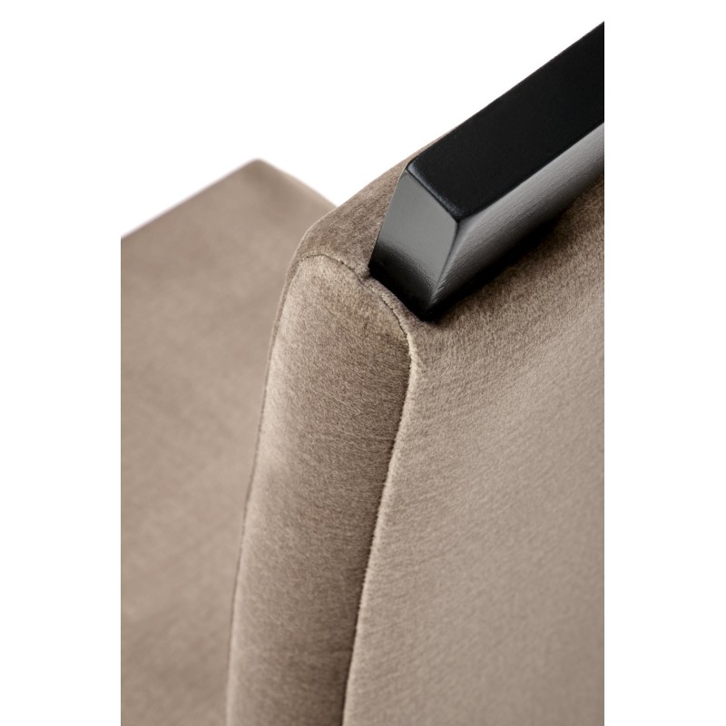 'CLARION 2 Black Chair / Upholstery: MONOLITH 09' 'CLARION 2 Black Chair / Upholstery: MONOLITH 09'