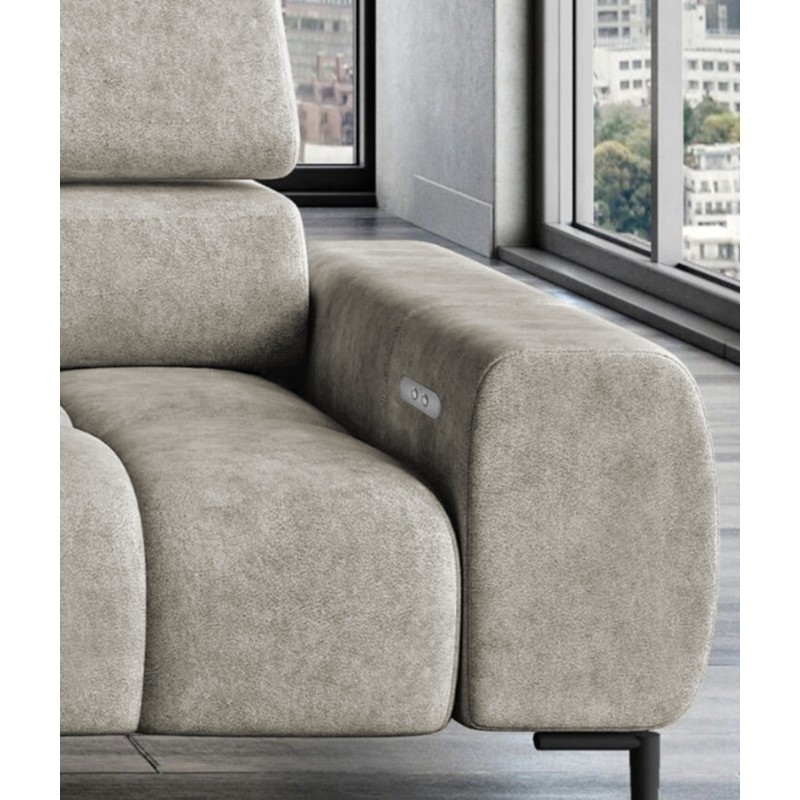 PLAZA MINI Corner Sofa: Exuding Elegance and Modernity PLAZA MINI Corner Sofa: Exuding Elegance and Modernity