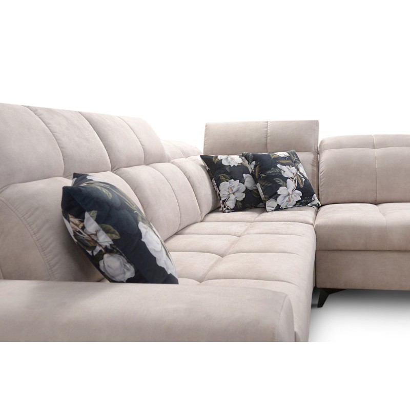 Ecksofa Ascot VII mit Schlaffunktion, USB-Anschluss, verstellbaren Kopfstützen – Raffinesse und Komfort in einem Ecksofa Ascot VII mit Schlaffunktion, USB-Anschluss, verstellbaren Kopfstützen – Raffinesse und Komfort in einem