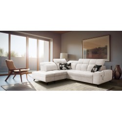 Ecksofa Ascot VII mit Schlaffunktion, USB-Anschluss, verstellbaren Kopfstützen – Raffinesse und Komfort in einem